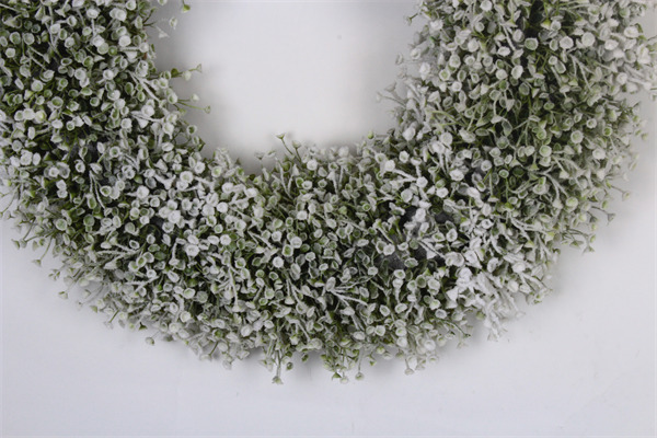 Christmas Wreaths Snow Finish.jpg