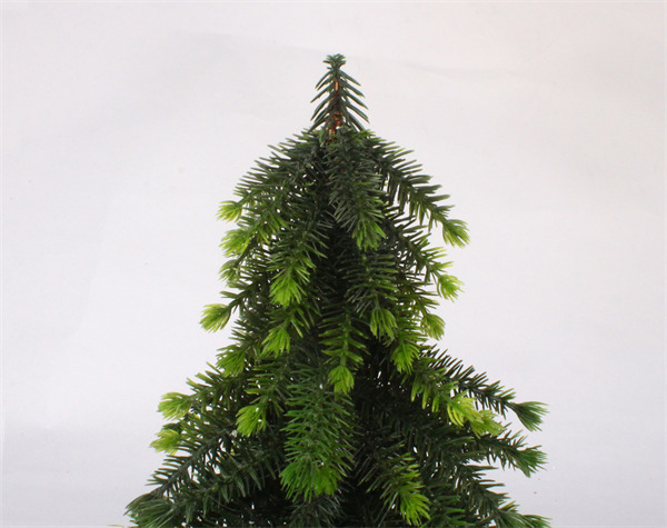 Tabletop Xmas Tree Green Finish.jpg